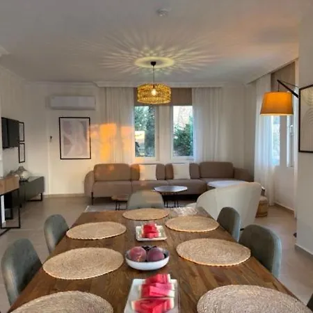Zalin Villa *
